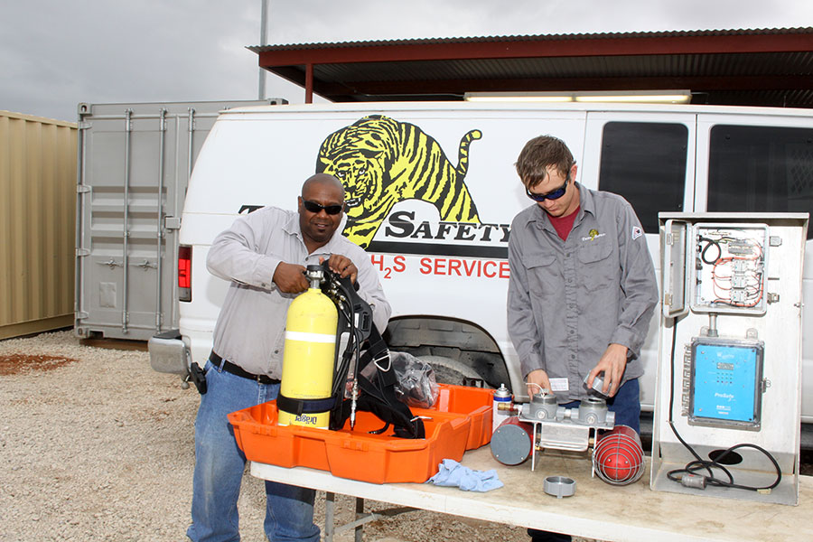 Tiger-Safety-Rentals-H2S-Services