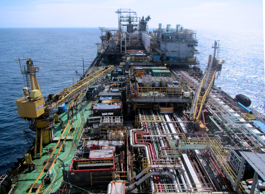 PMI-MudHog-Working-on-FPSO-in-Brazil